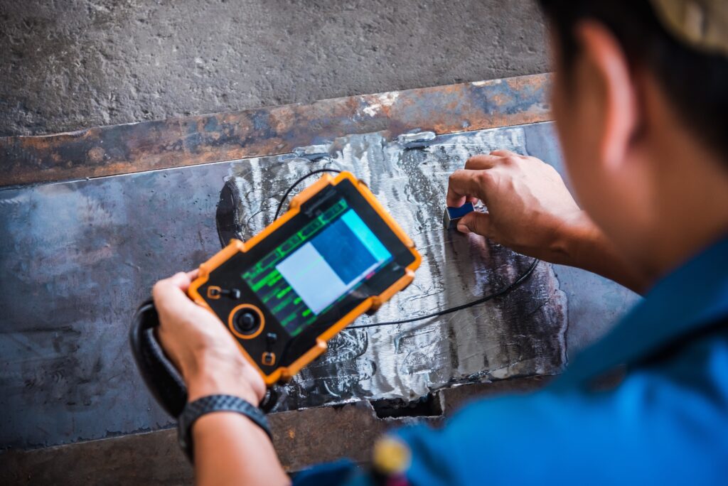Ut,,Ultrasonic,Testing,To,Detect,Imperfection,Or,Defect,In,Welding Weld Quality Assurance