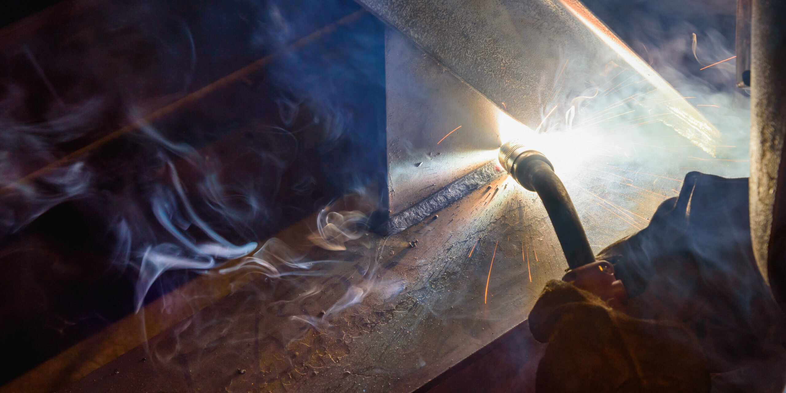 Industrial,Welder,Wearing,Safety,Helmet,Welding,Steel,Construction,Assembly,In