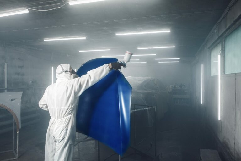 Car,Paint,Job,By,Professional,Worker,,Car,Painting,Procedure,In